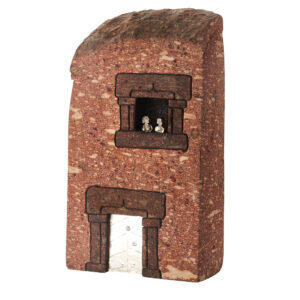 Casetta in trachite e argento